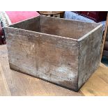 A vintage wooden crate, 56x39x33cmH