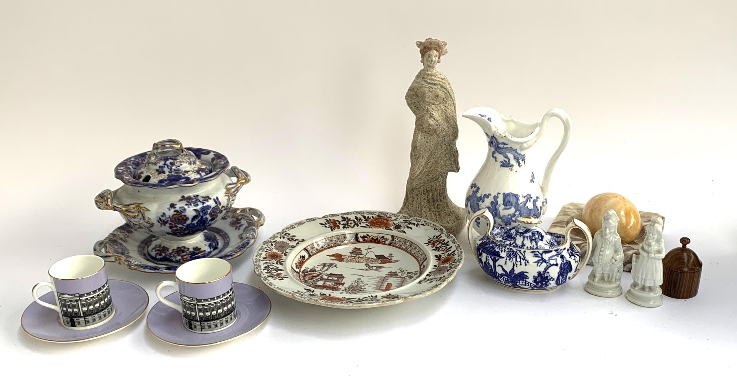 A mixed lot of ceramics to include Masons 'Dublin', small lidded tureen, Royal Crown Derby, The