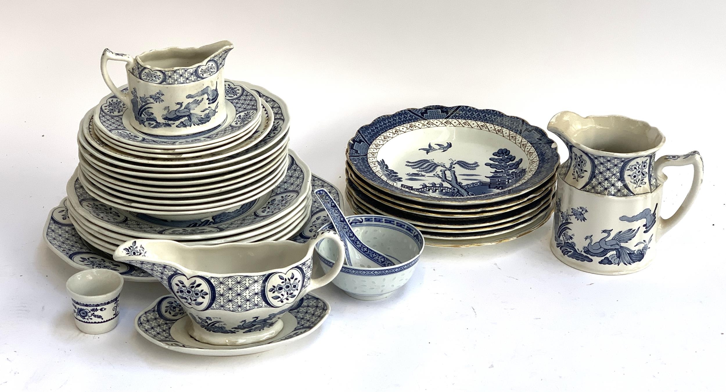 A mixed lot of blue and white ceramics to include Mason's 'Old Chelsea', Booth's 'Real Old Willow'