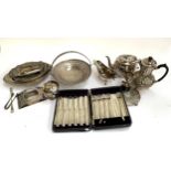 A mixed lot of plated wares to include swing handled basket, various pin dishes, coffee pot etc