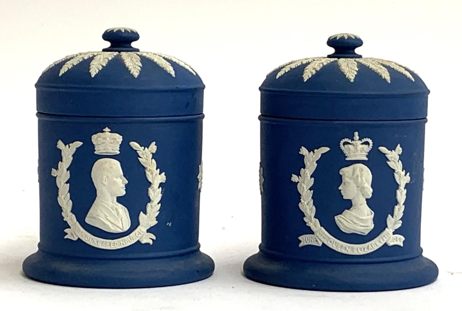 A pair of Wedgwood royal blue Jasperware lidded canisters, to commemorate the 1953 coronation, 11cmH