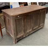 An 18th century oak chest/coffer, the front with four panels (worm), 138x62x84cmH