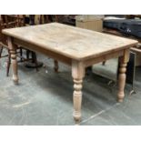 A 20th century pine farmhouse kitchen table, 153x92x78cmH