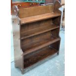 A well made early 20th century oak bookcase of four shelves, 91x24x107cmH