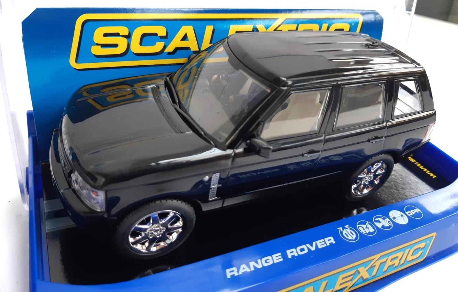 A Scalextric Range Rover 'Street Car', boxed, together with a Range Rover 'Black', boxed - Image 3 of 3