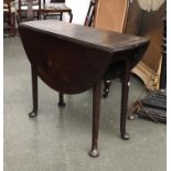 An 18th century mahogany oval dropleaf table, on tapering legs with pad feet, 98x35x72cmH, each leaf