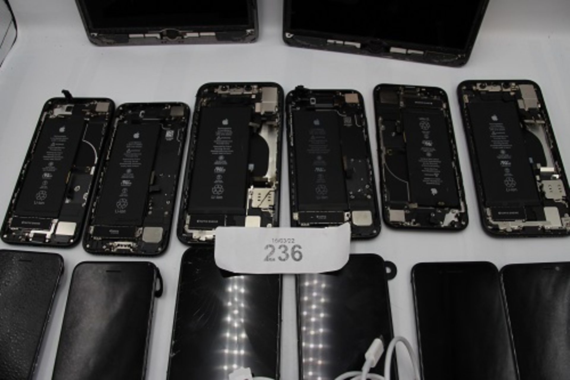 A selection of Apple iPhone spares including chassis, batteries and screens, logic boards - Image 3 of 5