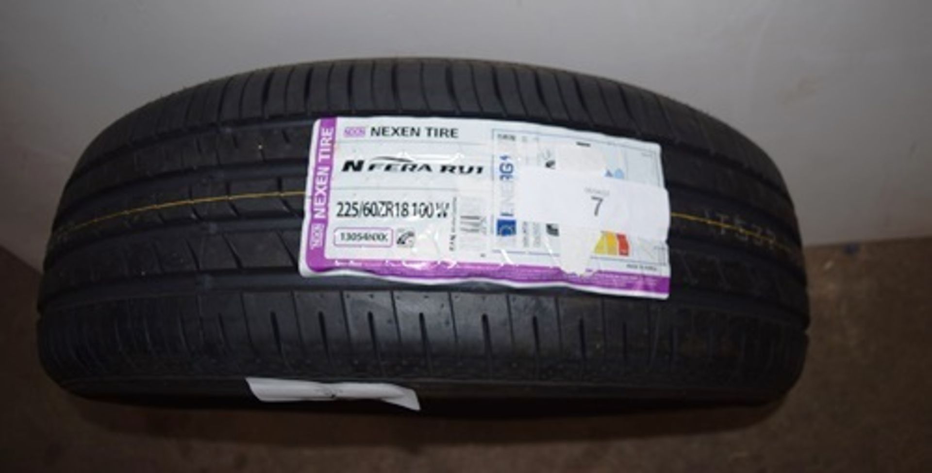 1 x Nexen N Fera RU1 tyre, size 225/60ZR18 100W - New with label (GS1)