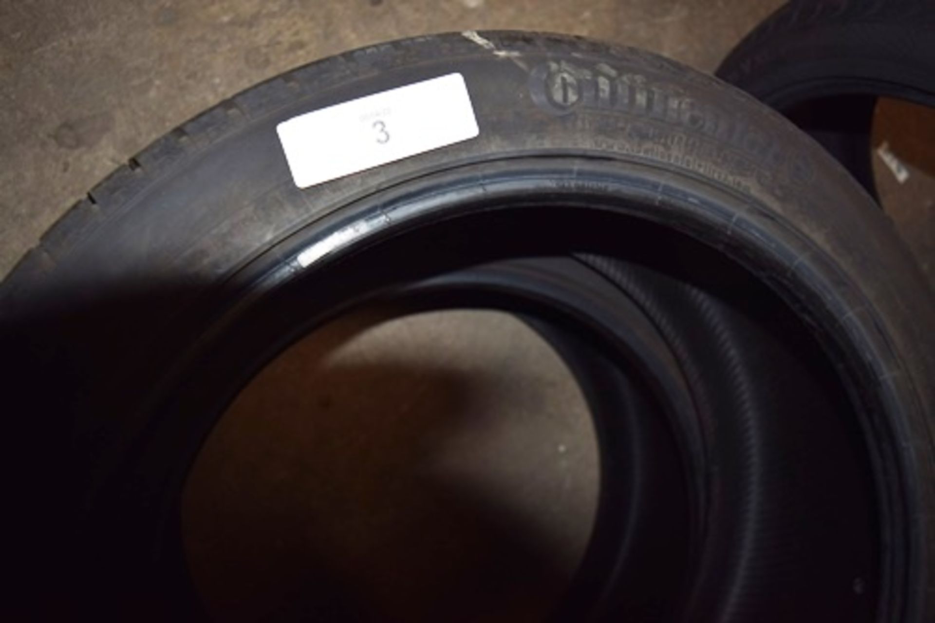 A set of 4 x Continental Cross Contact winter tyres, size 275/40 R22 108V XL - Lightly used (GS1)