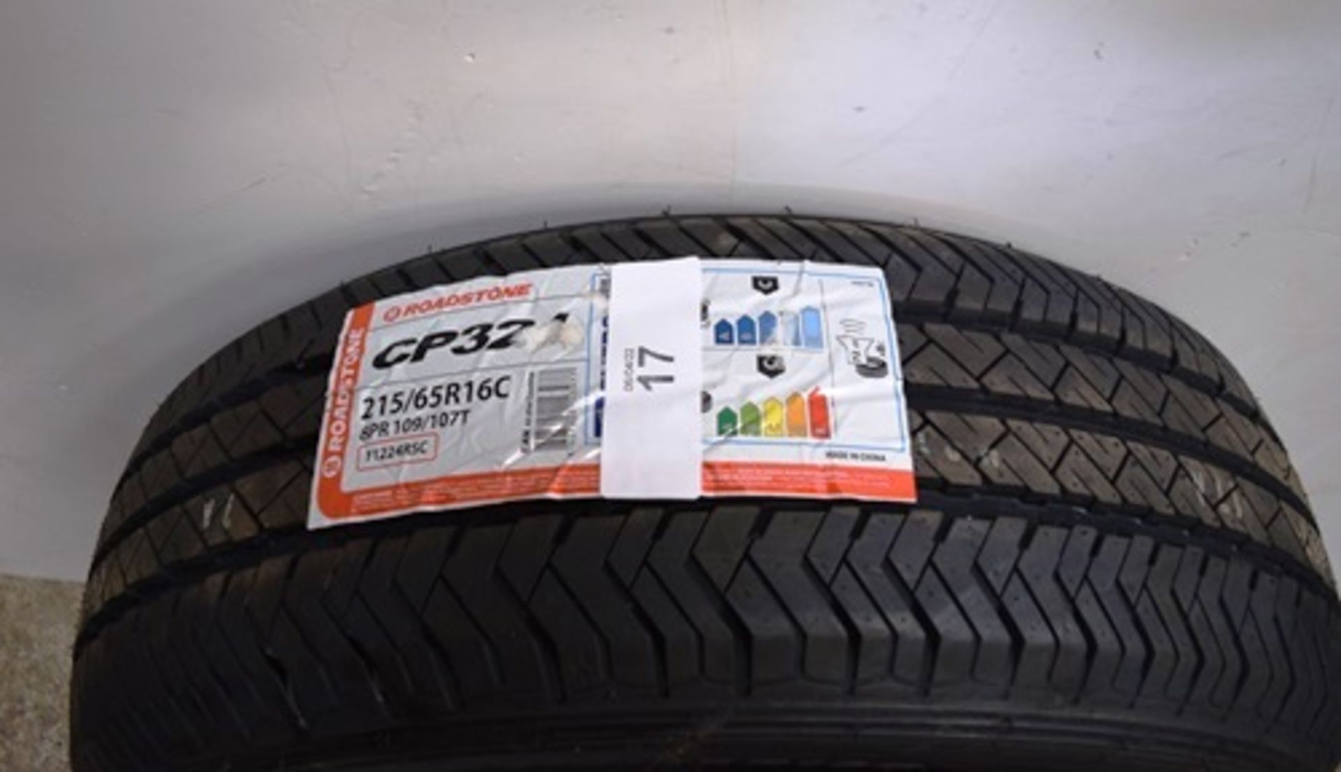 A set of 4 x Roadstone CP 321 tyres, size 215/65 R16C 8PR 109/107T - New with label (GS5end)