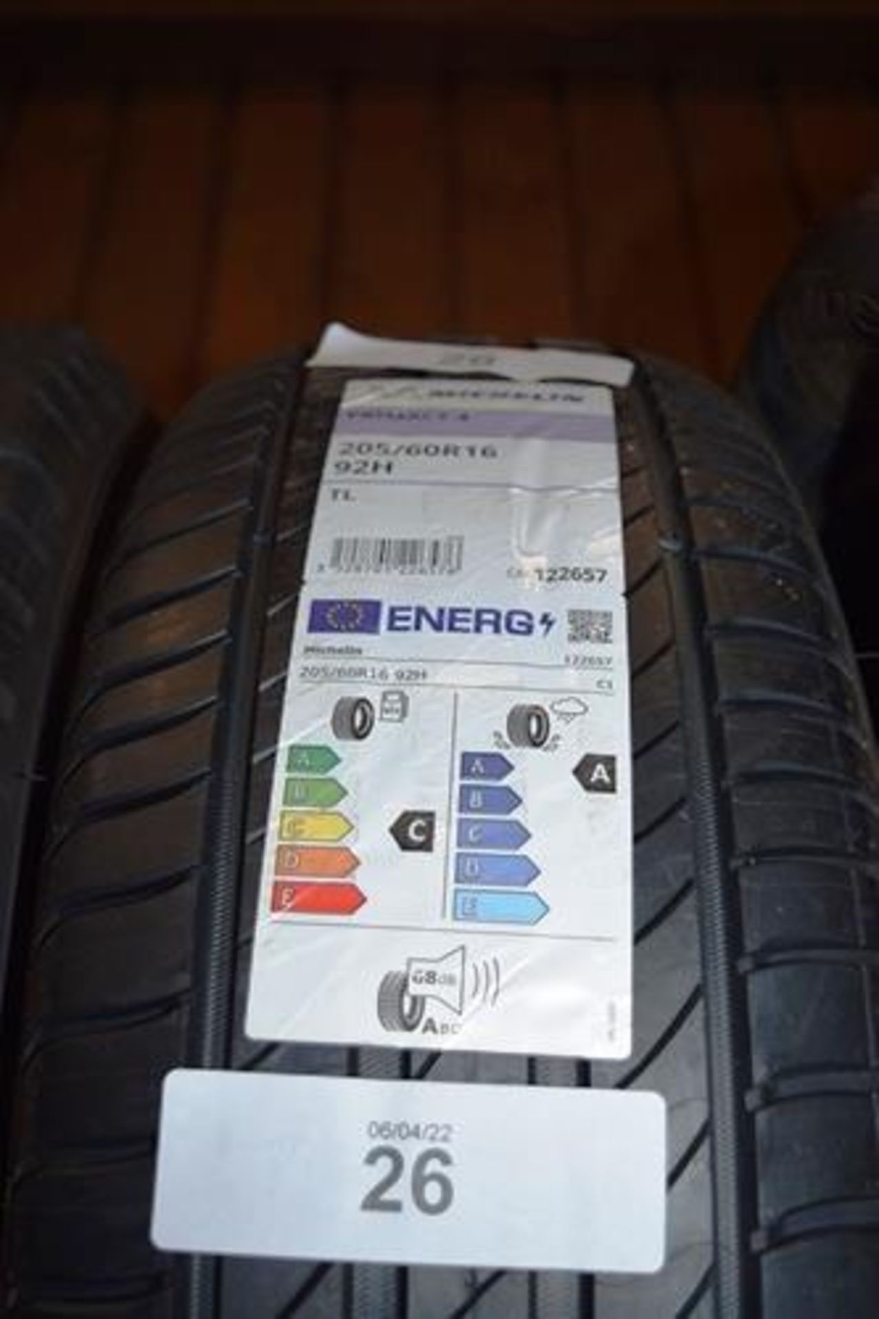 1 x Michelin Primacy 4 tyre, size 205/60R16 92H TL - New with label (GS4)