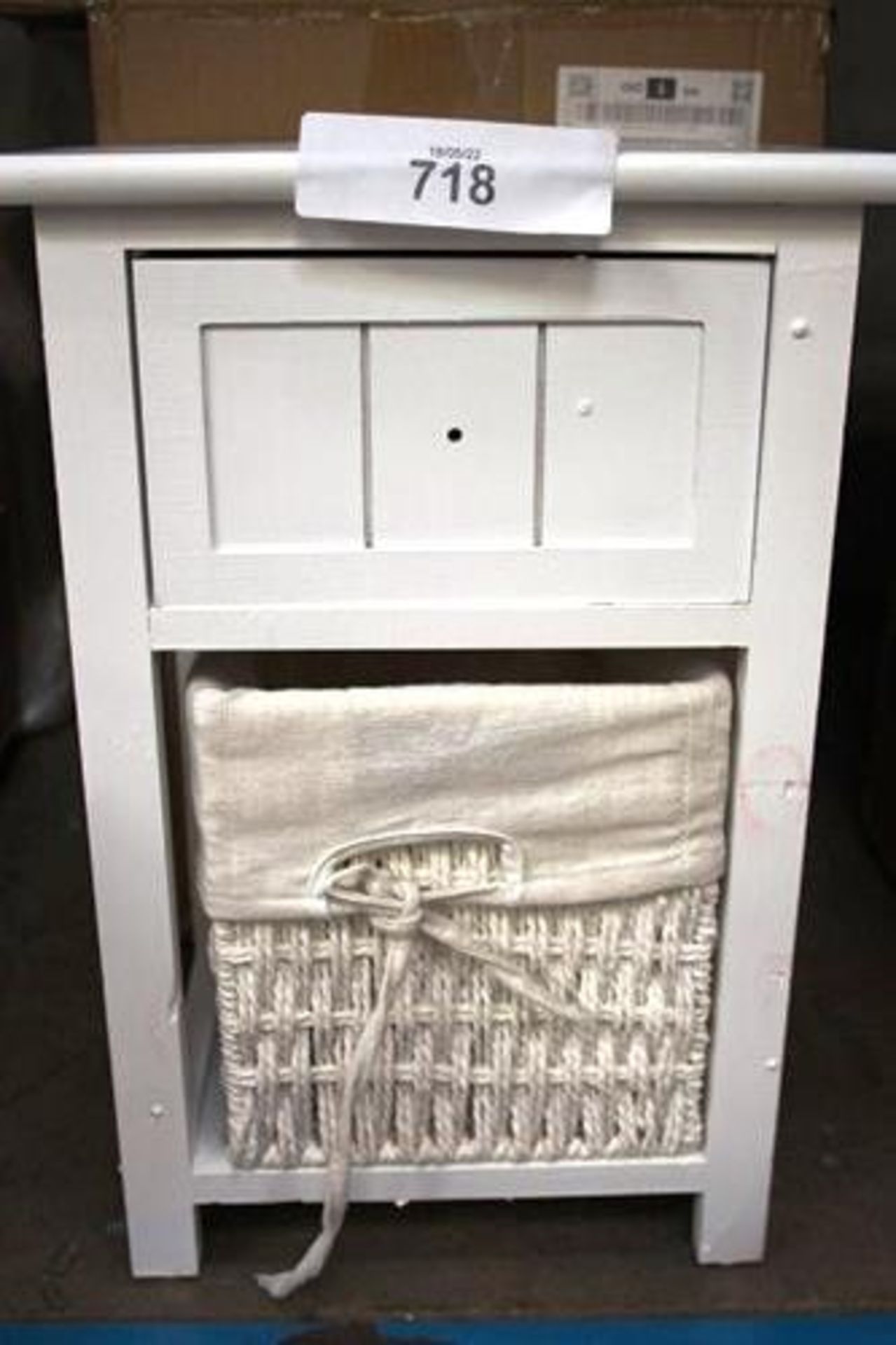 1 x set of 2 white bedside tables with 1 drawer and white wicker basket. -new- (GS33A)