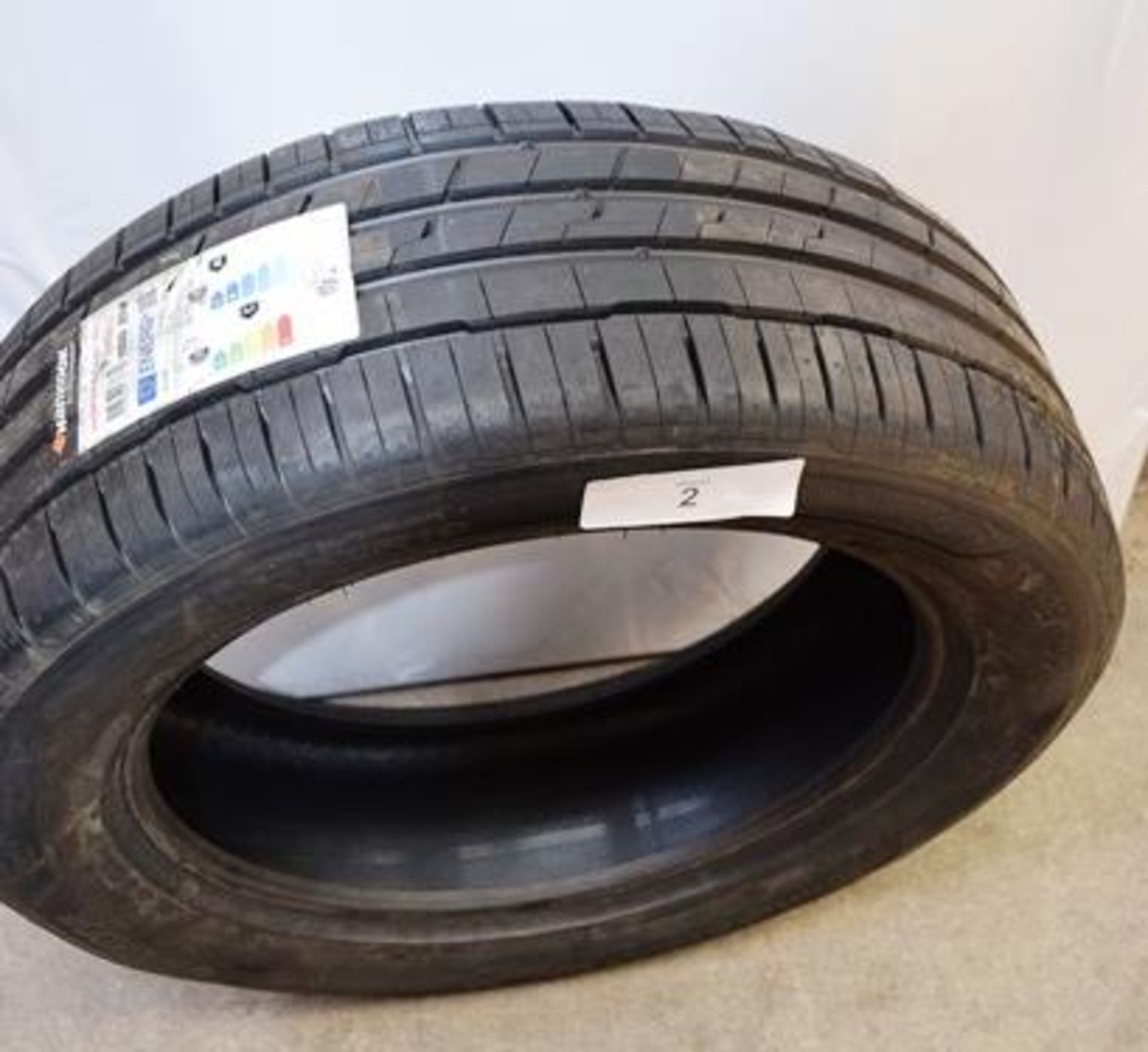 1 x Hankook Ventus S1 Evo 2 SUV tyre, size 235/55ZR19 105W XL - New with label (GS1)