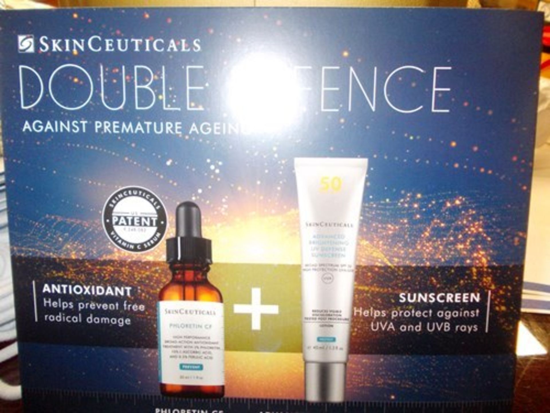 1 x SkinCeuticals box set containing 1 x 30ml Phloretin CF and 40ml Advanced Brightening Defence -