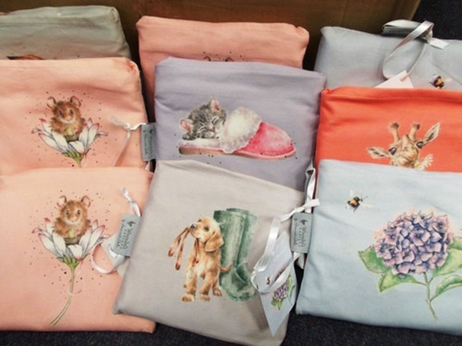 9 x Wrendale handmade foldable shopping bags, size 39 x 44cm unfolded, RRP £8.99 each - New with