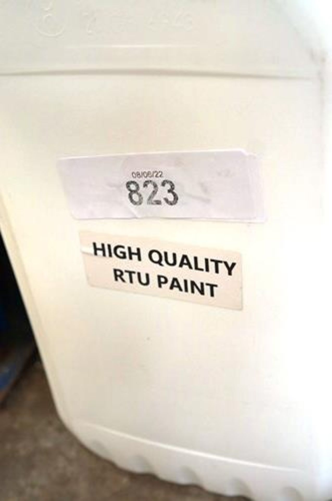 2 x 10ltr assorted RTU paint comprising 1 x Stadium quality and 1 x High quality. -new- (GS36) - Image 2 of 2