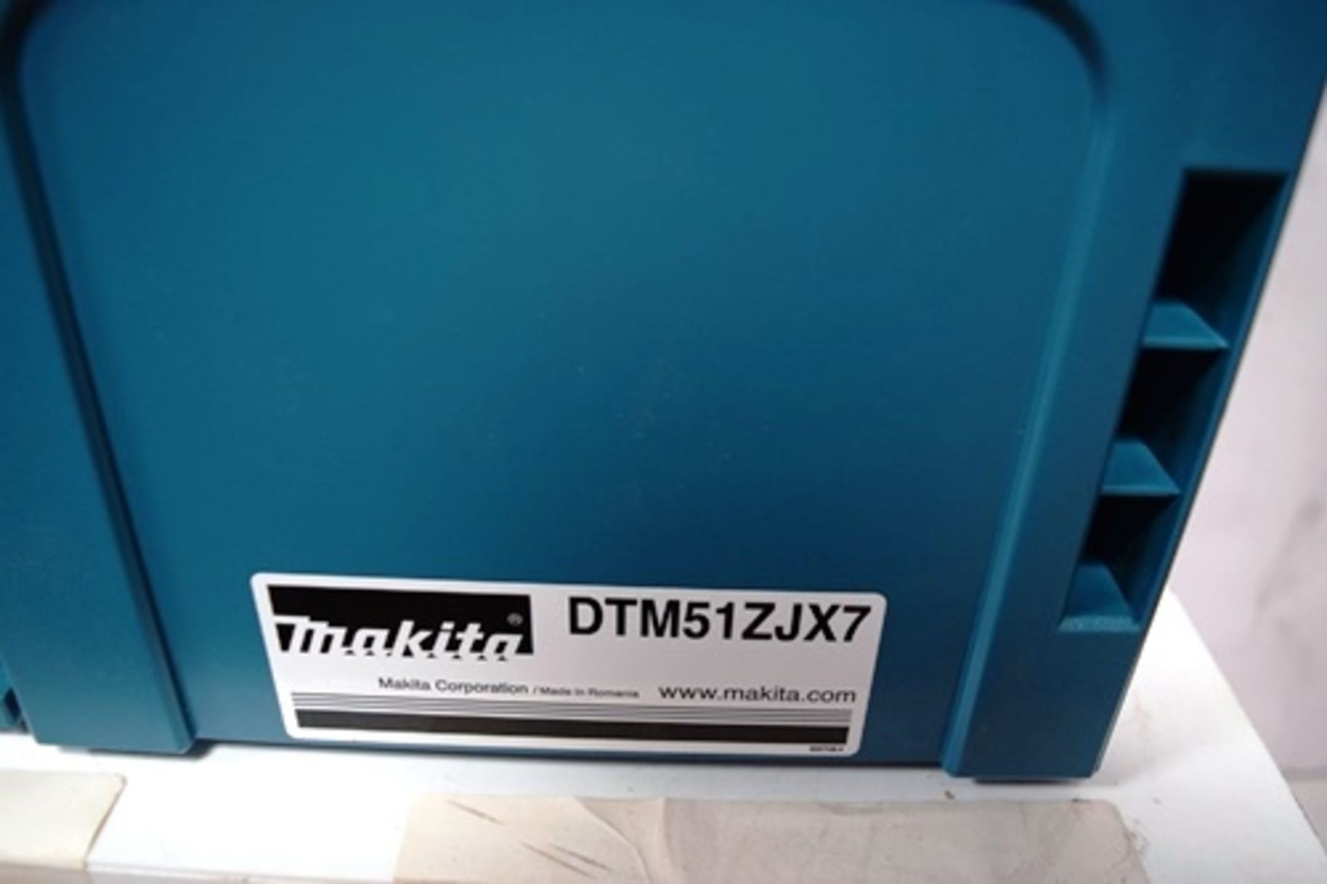1 x Makita 18V cordless angel grinder, model DTM51, together with 1 x Makita 18V 3.0ah battery, 1 - Image 4 of 4