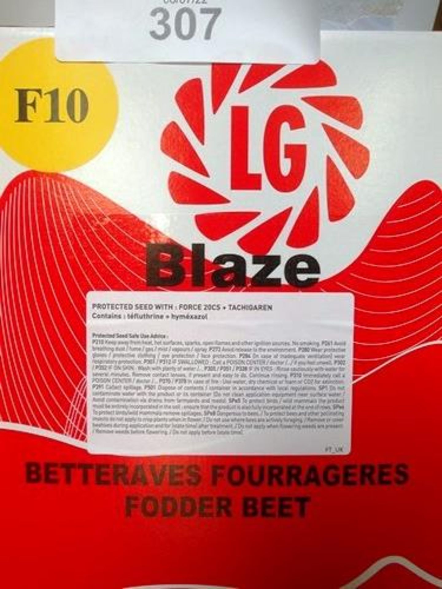 1 x box containing 4 x boxes each containing 50,000 grains of LG Blaze fodder beat, sowing rate 50,