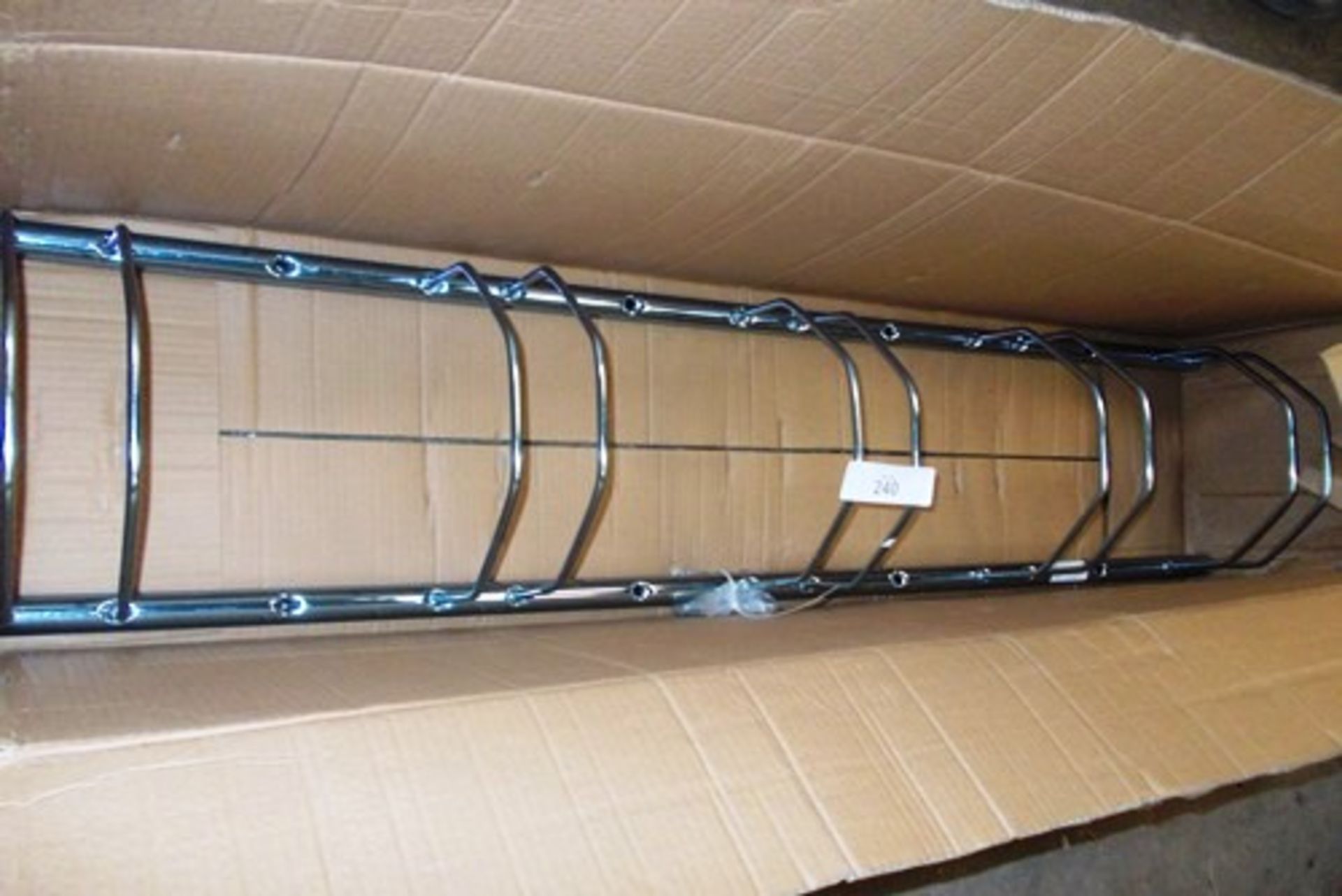 2 x chrome 5 slot bike racks, code Velo501 - New in box (GS21A) - Image 2 of 2