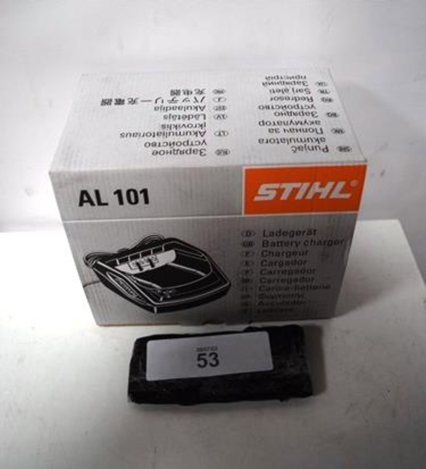 4 x Stihl AL101 battery chargers, code 4850-430-2524, 230V - New in box (BRSW)