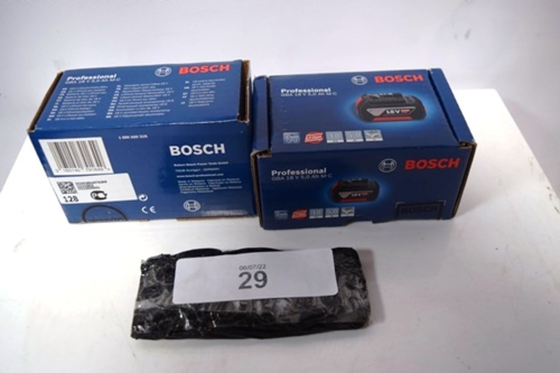 5 x Bosch Professional GBA 18V 5,OAH M-C batteries - Sealed new in box (SW9)