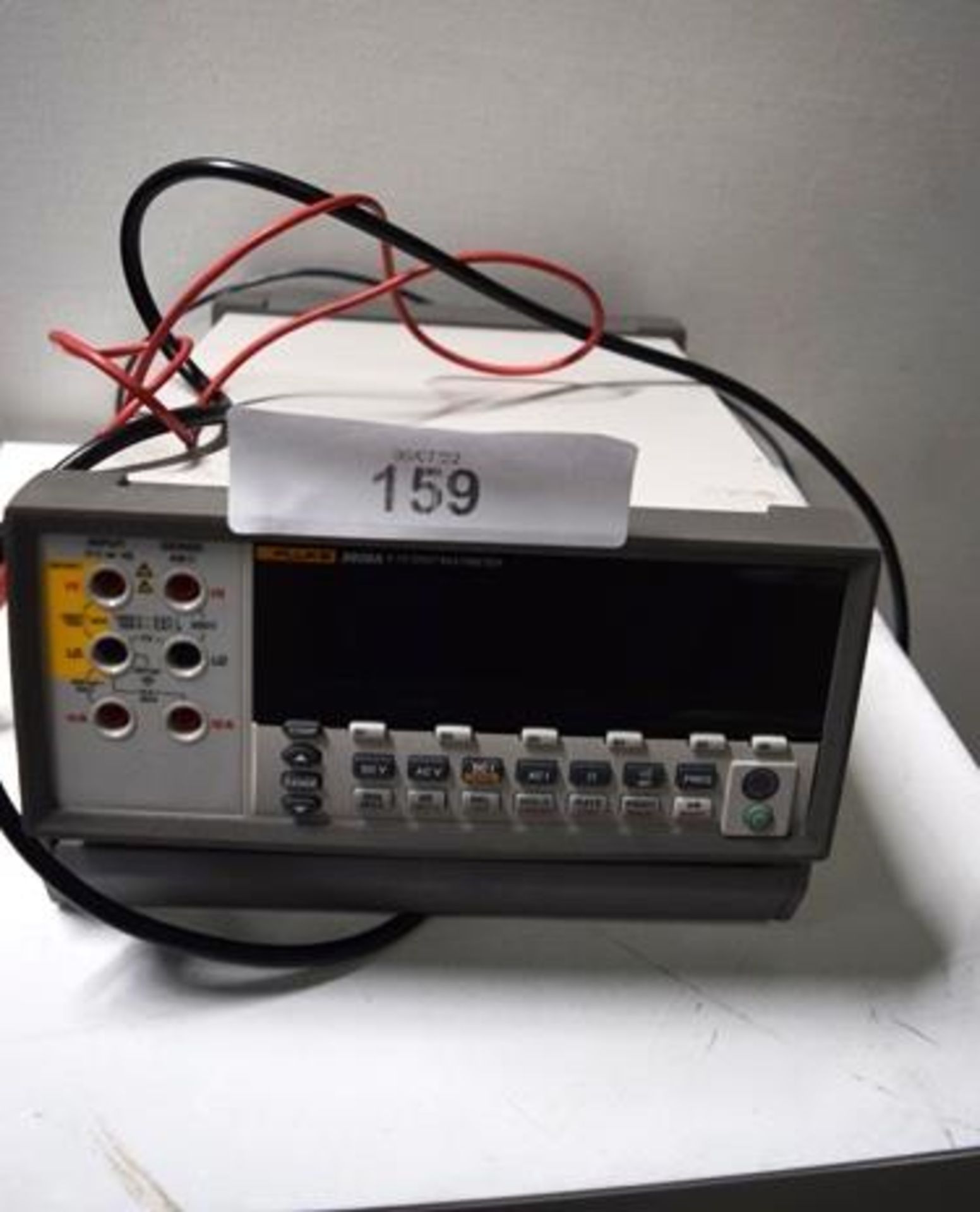 1 x Fluke 8808 A 5-1/2 digit multimeter - Second-hand, out of calibration, powers on, full - Image 2 of 5