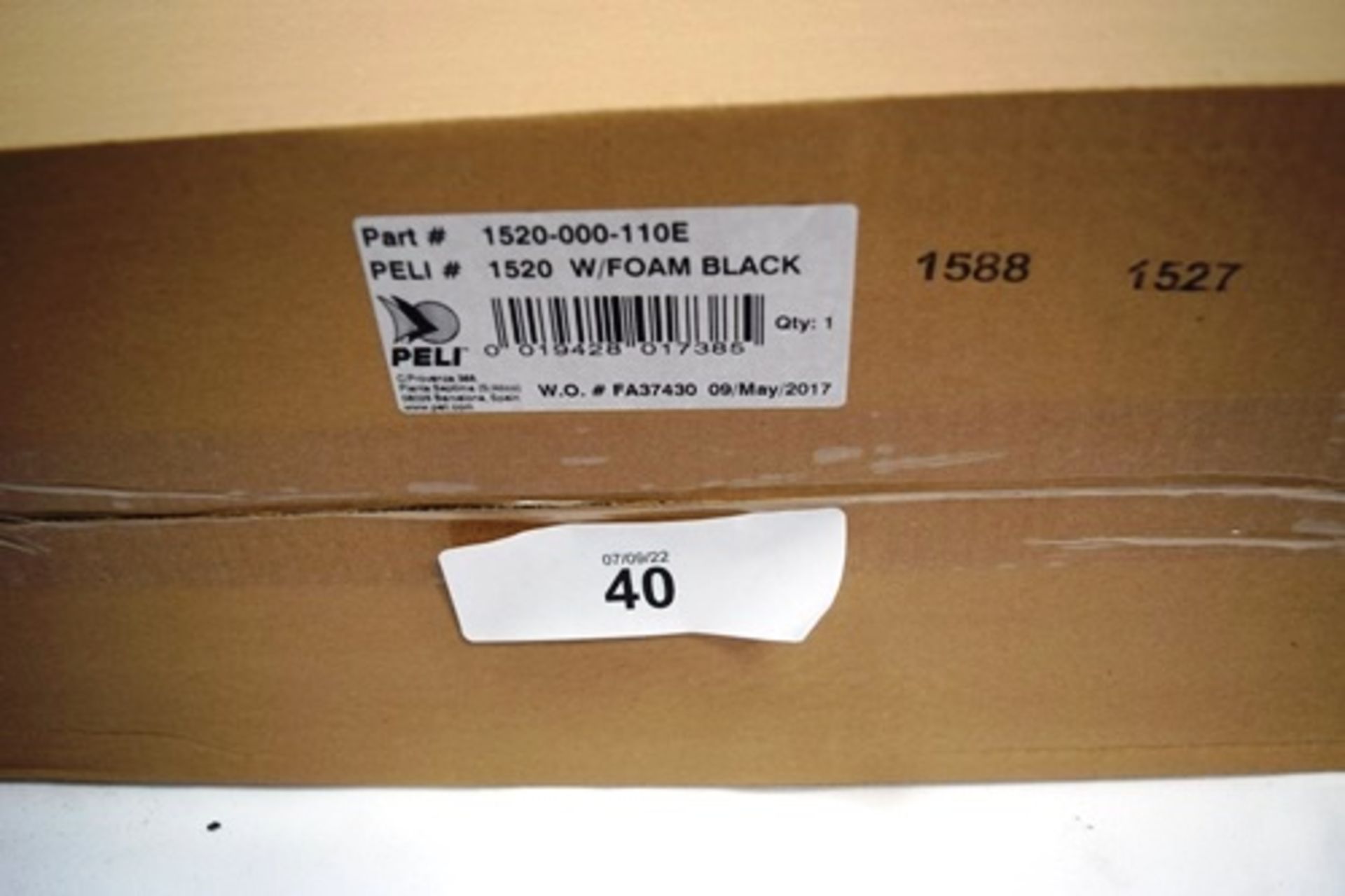 1 x Peli 1520 with foam black protective case, P.N. 1520-000-110E - New in box (GS7)