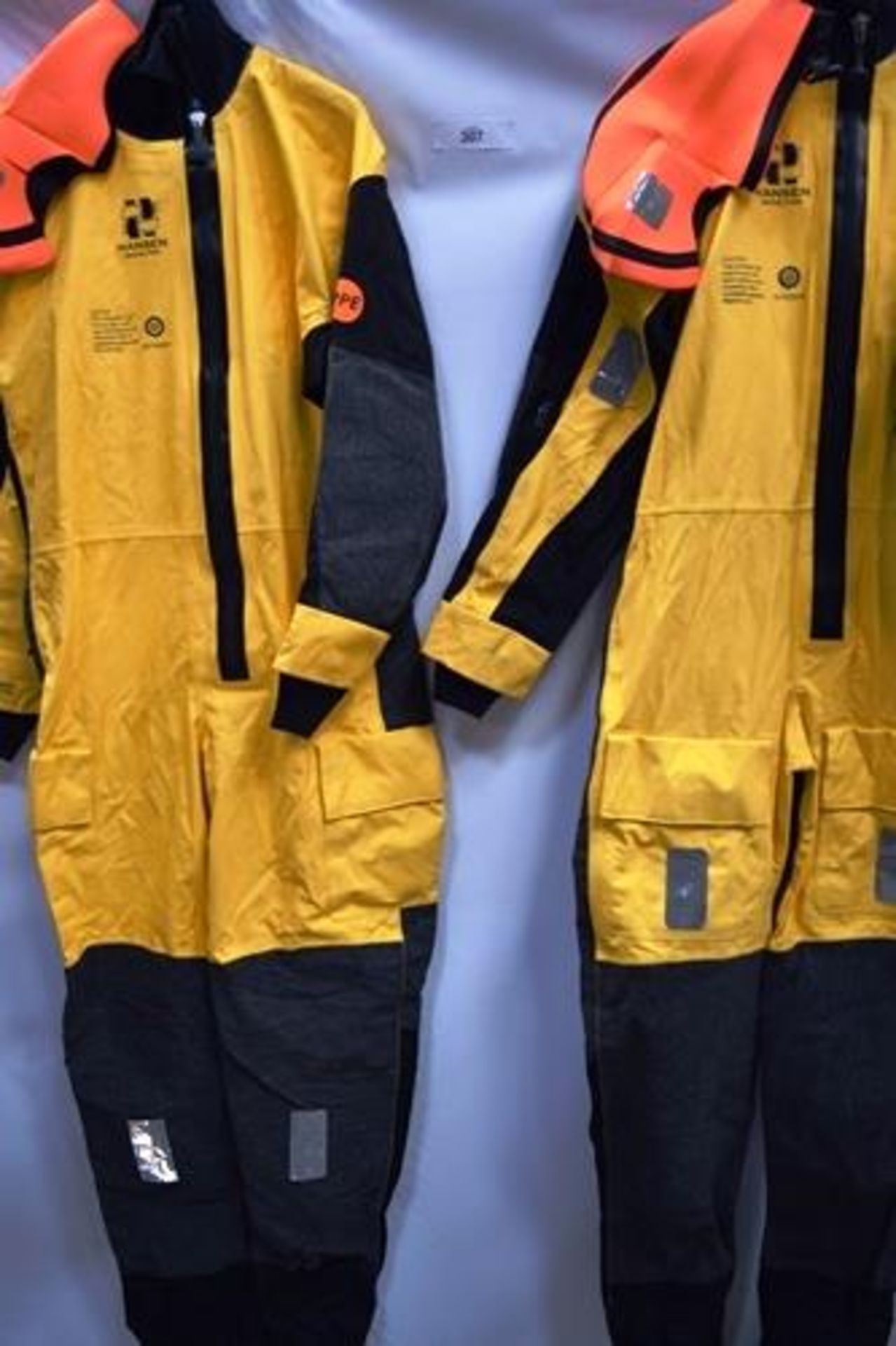 2 x Hansen Sea Breeze dry suits size large, with 2 x carry bags.-used- (ES10A) - Image 4 of 6