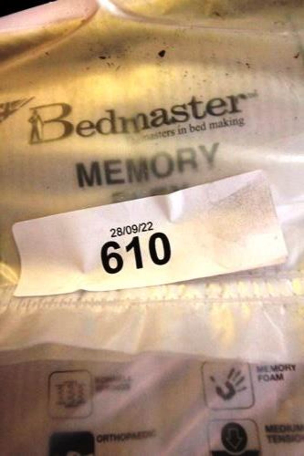 1 x Bedmaster memory flex single mattress 190 x 90 x 25cm (marks on corners from poor storage) -new-
