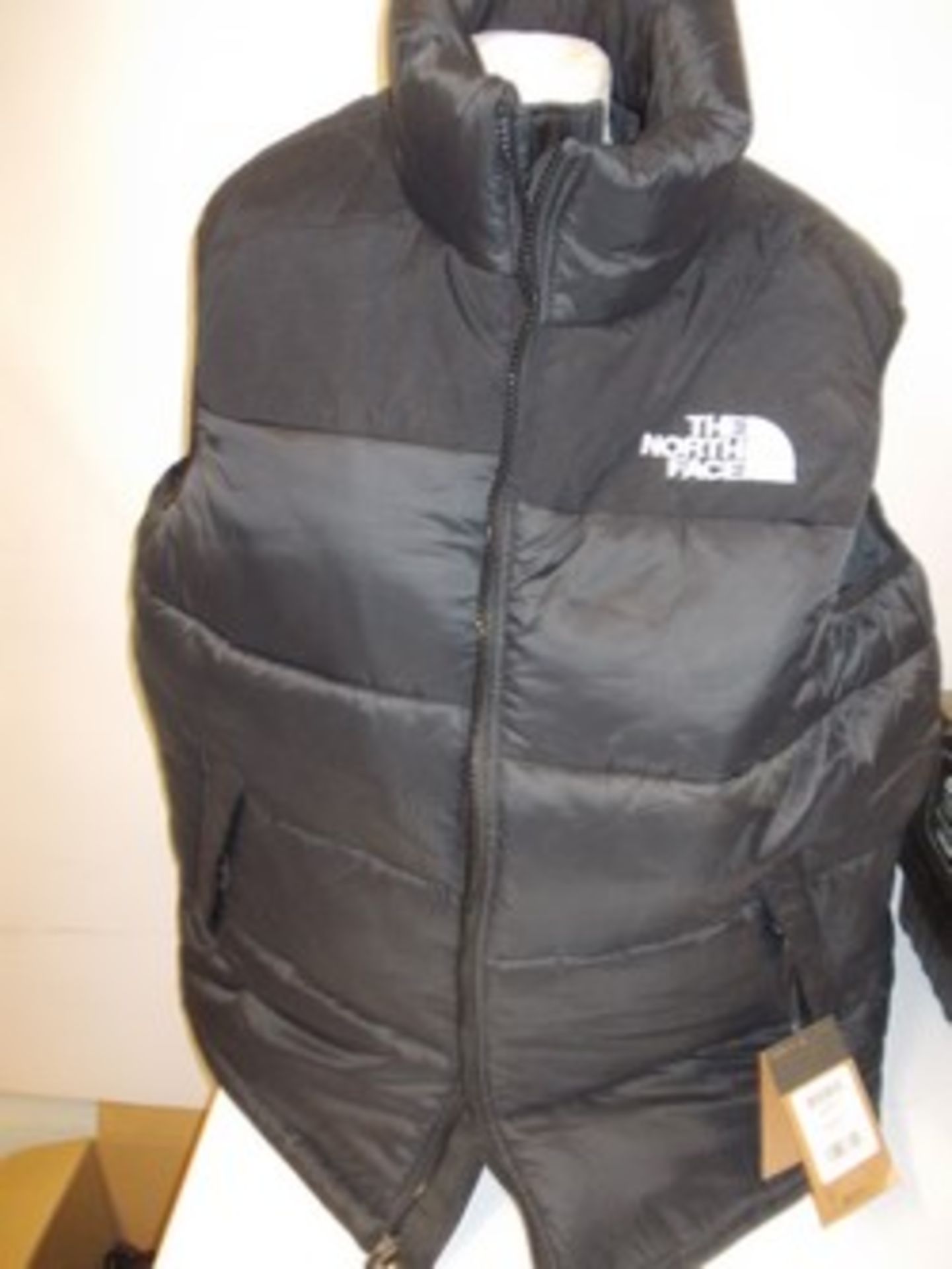 2 x The North Face synthetic quilted vests, both size L - New with tags (E2A)
