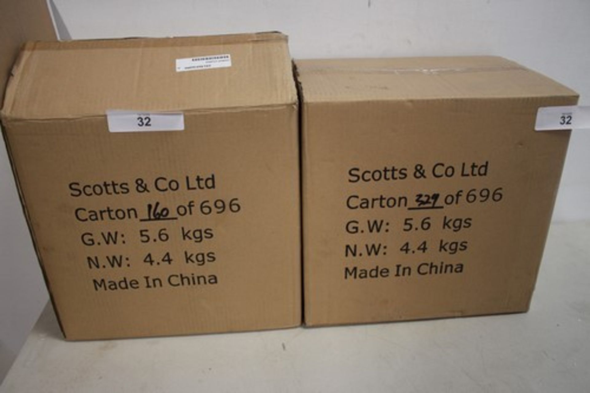 2 x Scotts & Co garment steamers, model 1190194 - New in box (SW16)