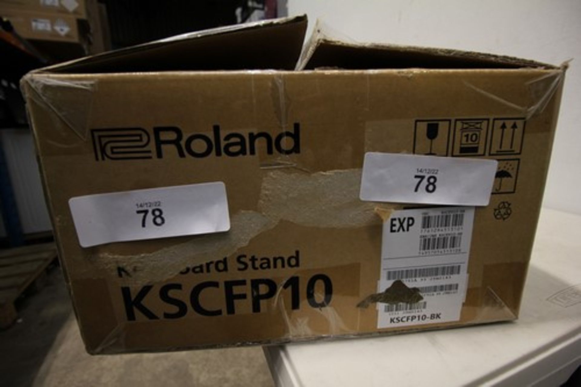 1 x Roland keyboard stand, model KSCFP10 - new in box (ES7)