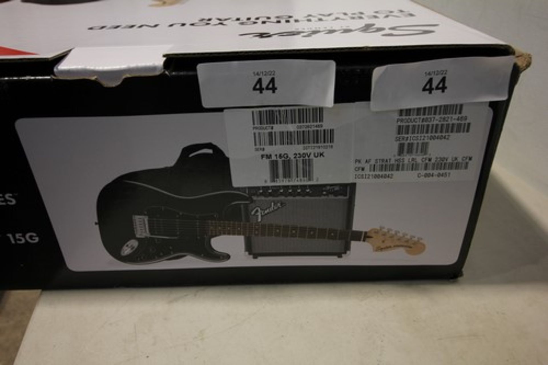 1 x Fender Squier Stratocaster guitar and amp kit, model 0372821469 - sealed new in box (ES3) - Image 2 of 2