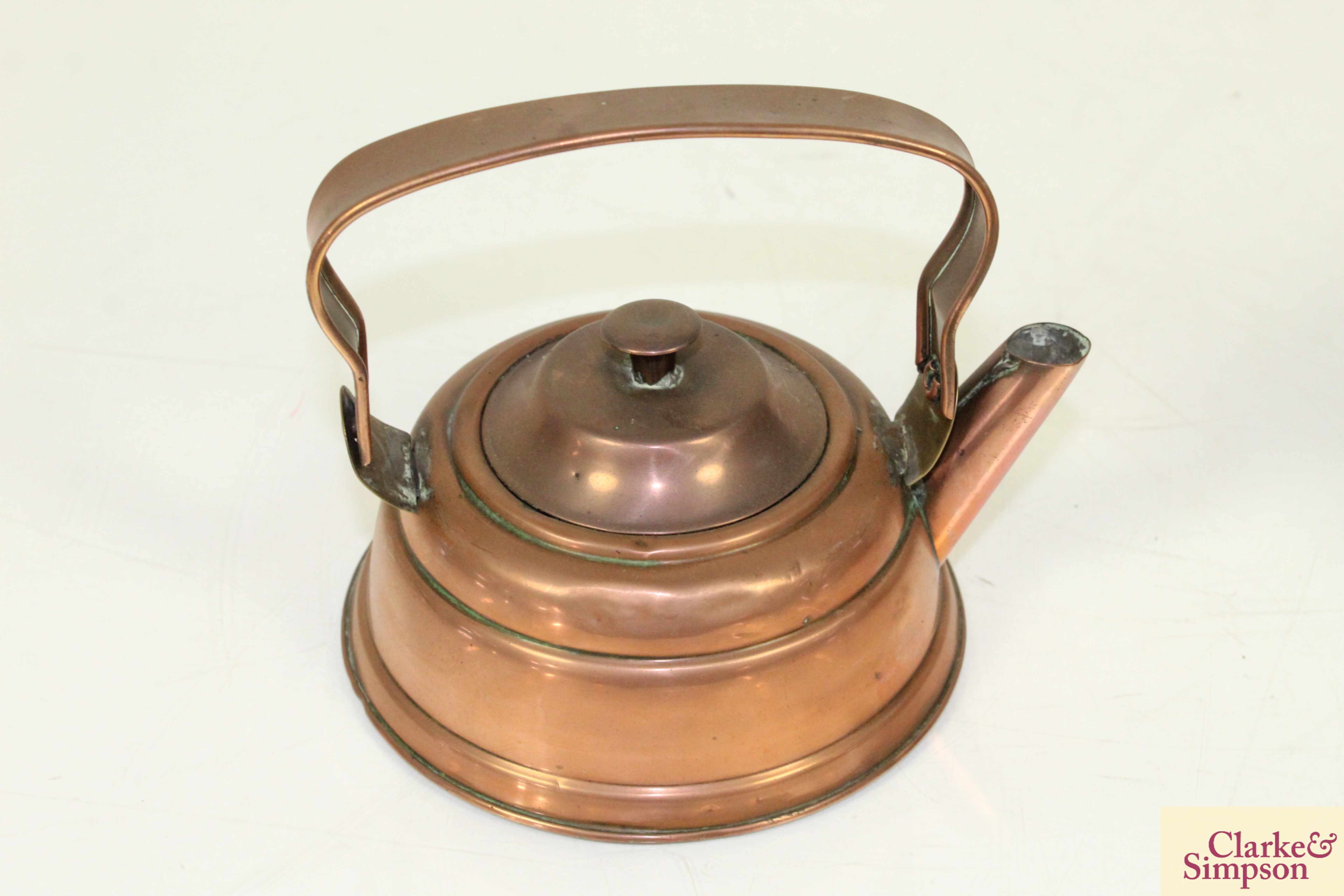 Three various copper and brass kettles on spirit he - Image 19 of 28