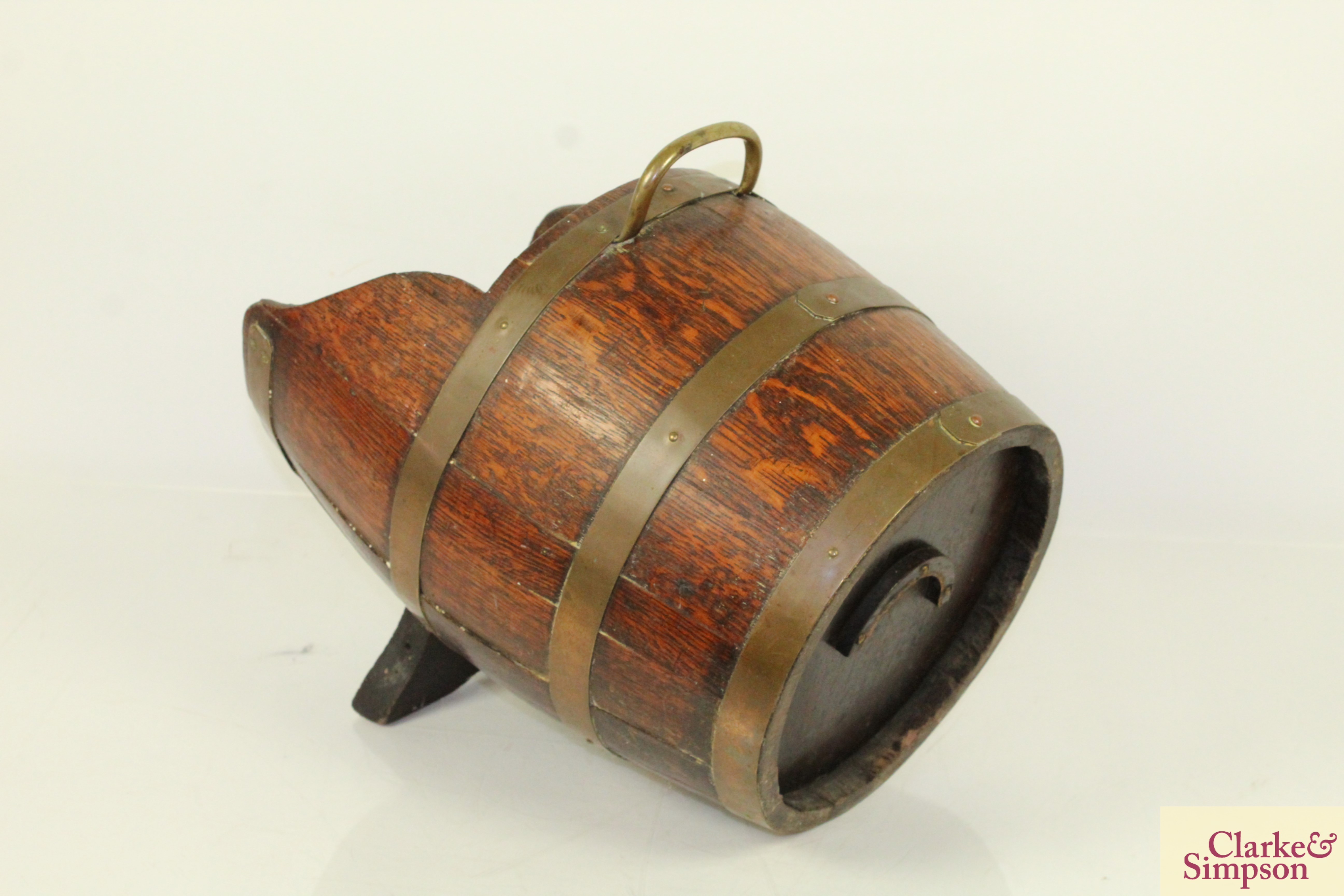 A wooden and brass coopered coal scuttle - Image 4 of 6