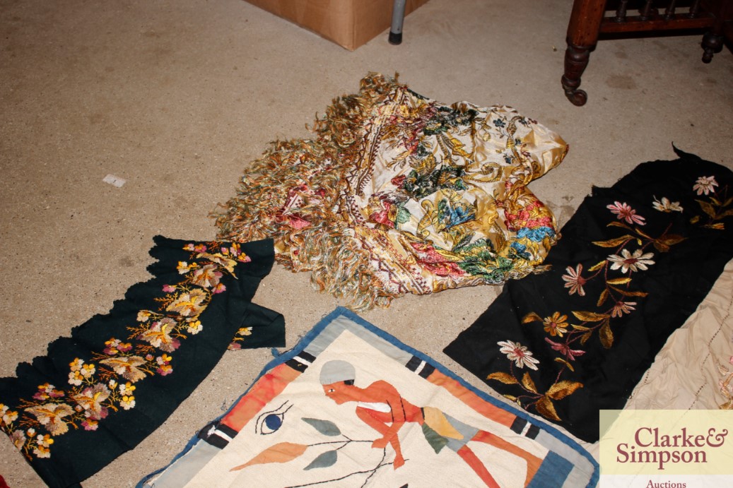 A collection of various table covers; decorative t - Image 6 of 6