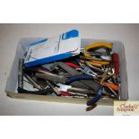 A tray box and contents of jewellery pliers, UV to