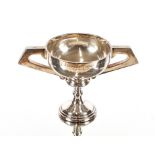 A silver trophy cup, by Edwin Viner Sheffield 1927, inscribed "Sun Life Assurance Co. of Canada, the