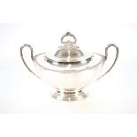 A large plated tureen by Elkington & Co. 40cm long x 29cm high