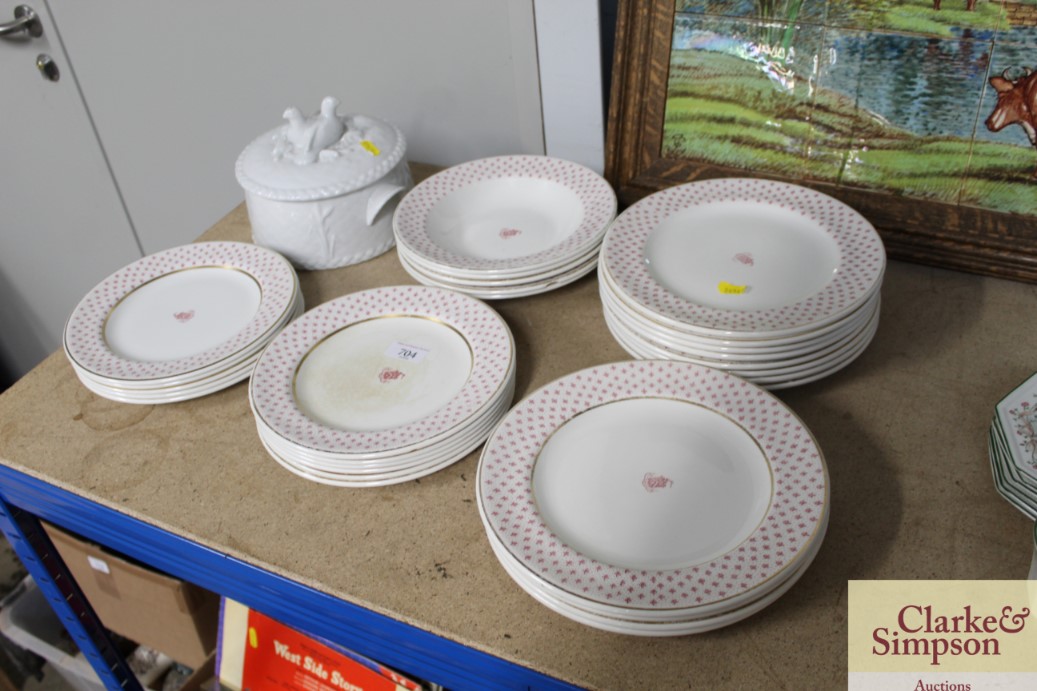 A quantity of Dunn Bennett & Co. dinner plates etc