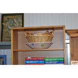 A small quantity of wicker baskets