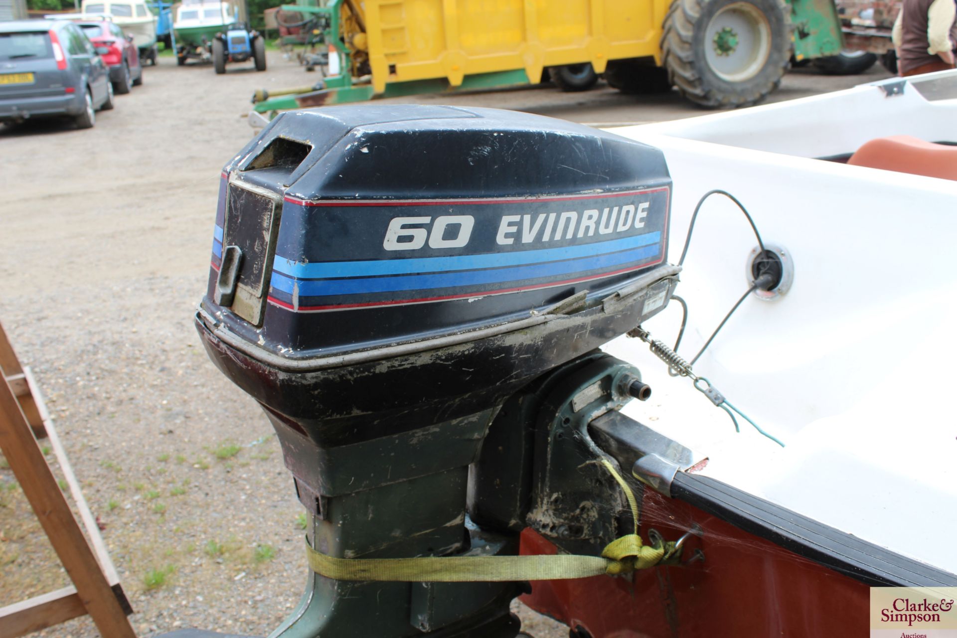 13ft speedboat. With Evinrude 60HP outboard (runs and pumps water), trailer, water skis, knee board, - Image 6 of 17