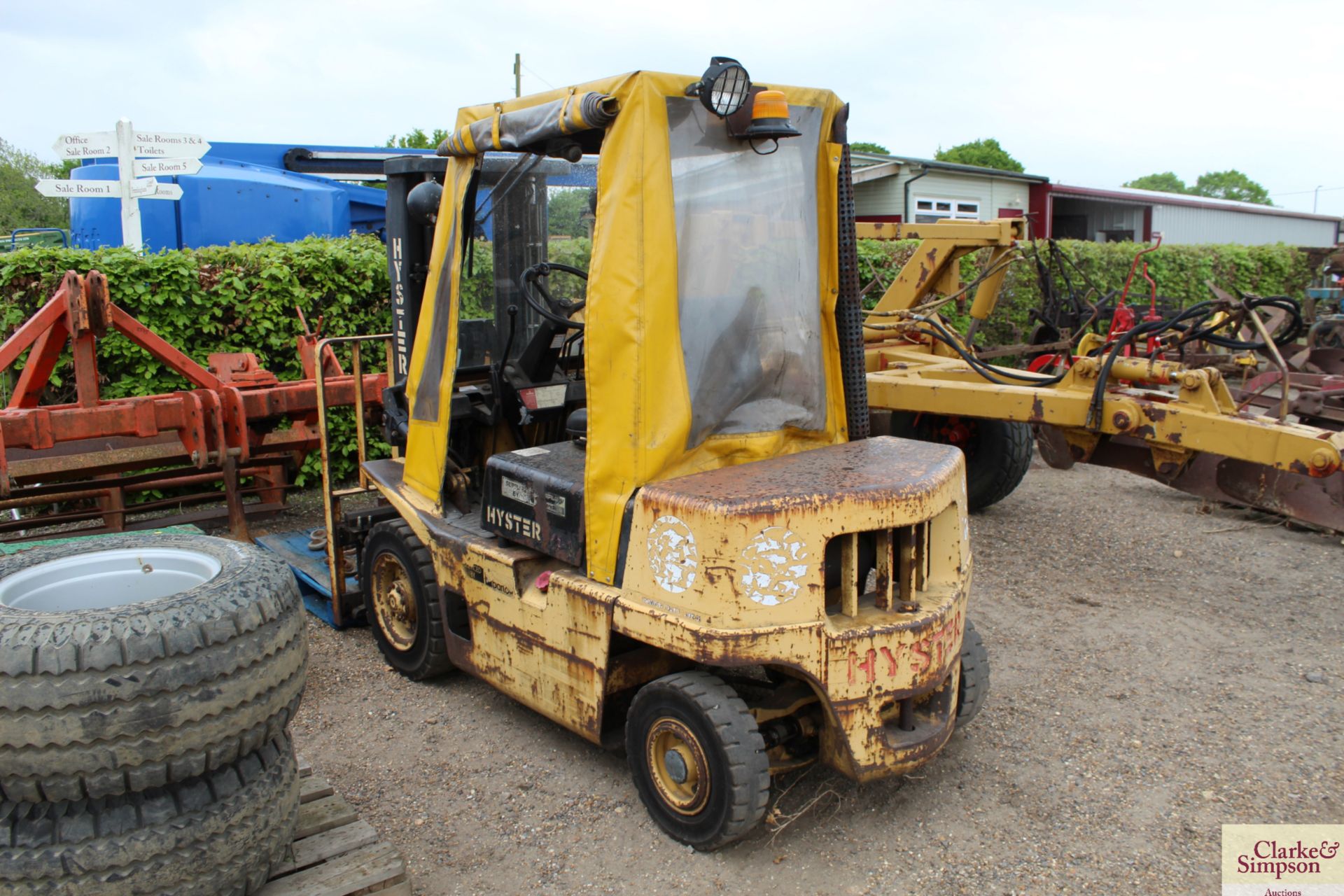 Hyster Challenger H2.00XL 2T diesel forklift. 1990. 8,127 hours. Serial number B177B02391L. With new - Image 7 of 21