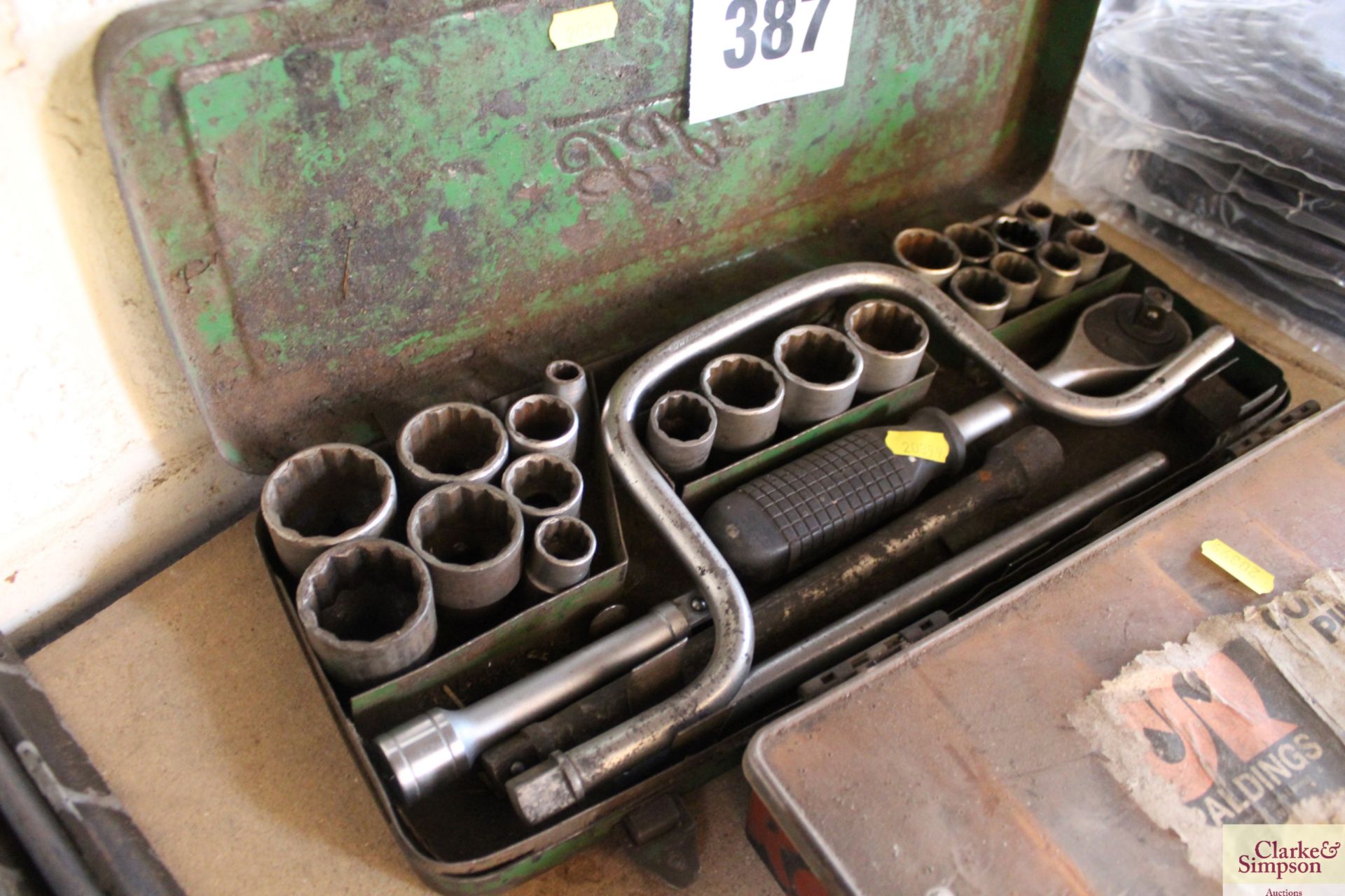 1/2in socket set and various other sockets. - Image 2 of 3