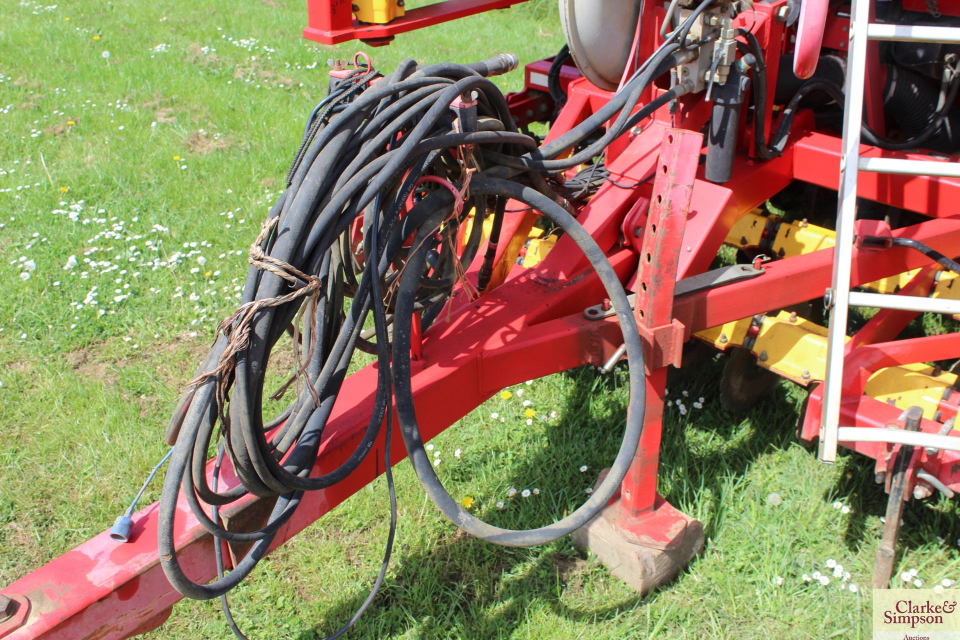 Vaderstad Rapid A600S 6m System Disc trailed drill. Serial number 12469. 3,401Ha. With radar, - Image 9 of 35