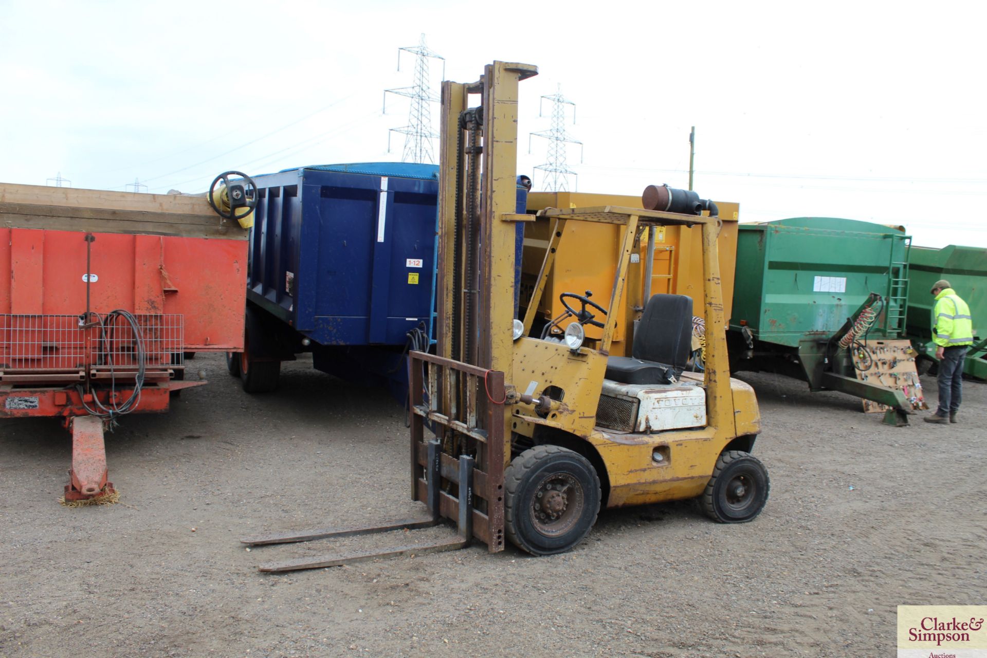 Toyota 02-2FD20 2T diesel forklift.4x366 hours. Vendor reports brakes need attention. V
