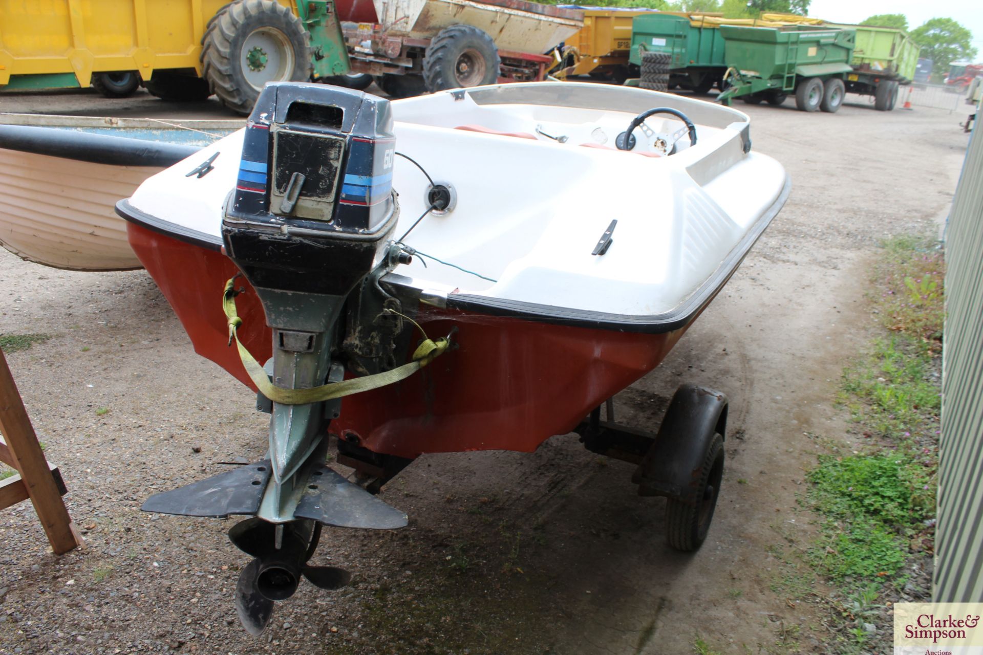 13ft speedboat. With Evinrude 60HP outboard (runs and pumps water), trailer, water skis, knee board, - Image 3 of 17