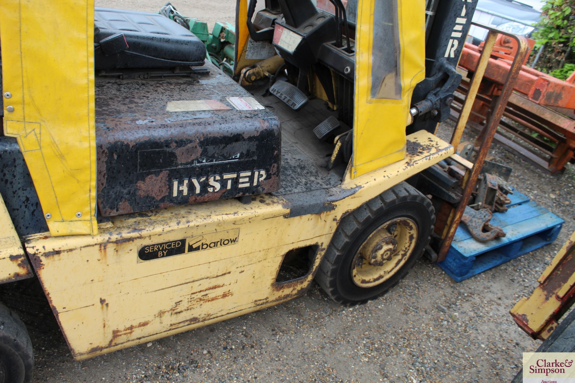 Hyster Challenger H2.00XL 2T diesel forklift. 1990. 8,127 hours. Serial number B177B02391L. With new - Image 10 of 21