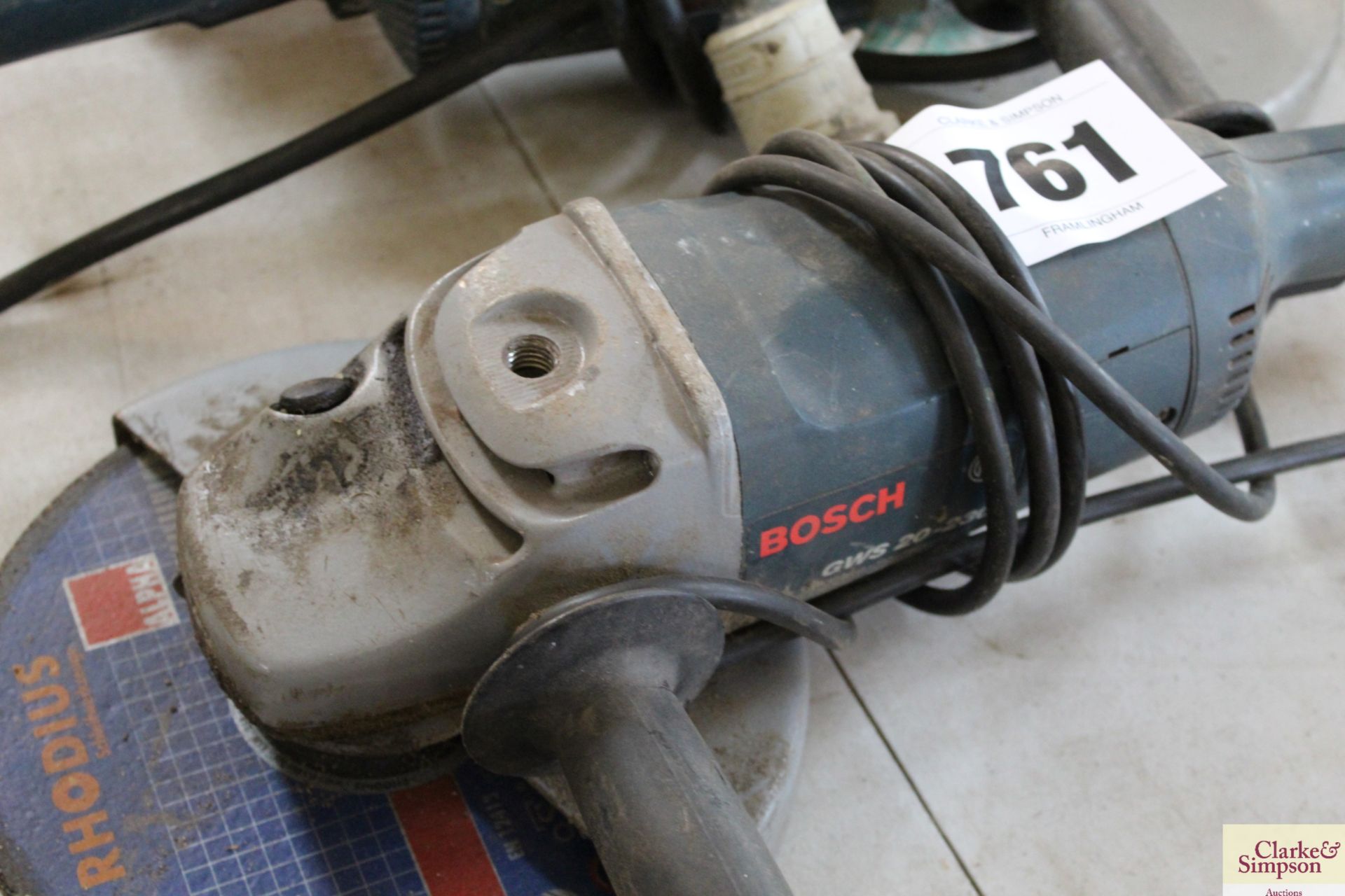 Bosch 240v 9in grinder. EORI No. GB166690476000 Comm Code: 8467 - Image 3 of 4