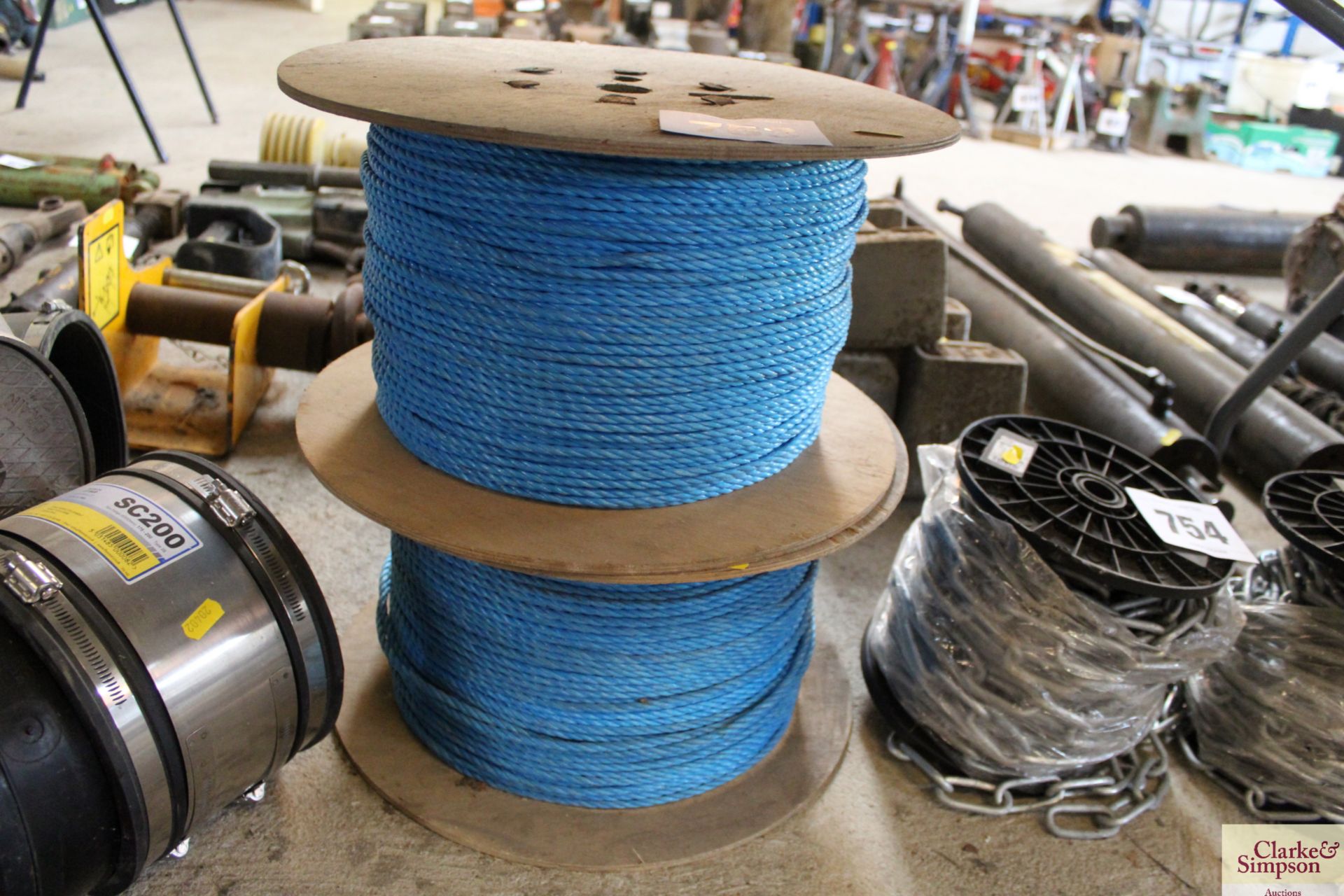 2x spools nylon cord.